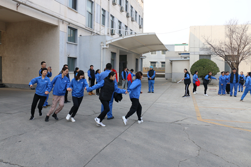 東綸公司舉辦“三八女神節(jié)”趣味運(yùn)動會活動